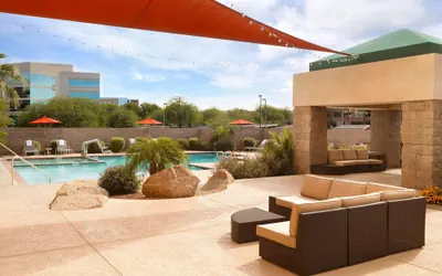 Photo 2 - Radisson Hotel Phoenix Airport