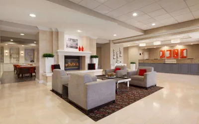 Photo 4 - Radisson Hotel Phoenix Airport