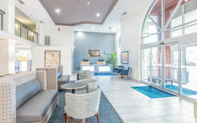 Photo 3 - Holiday Inn Express & Suites Bradenton West by IHG