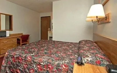 Photo 5 - Econo Lodge Dumas
