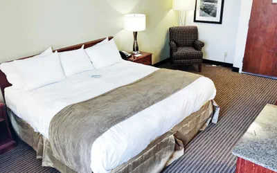 Photo 5 - Radisson Hotel Bismarck