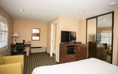 Photo 3 - Travel Inn