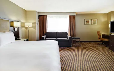 Photo 5 - DoubleTree by Hilton Hotel Pleasanton at the Club
