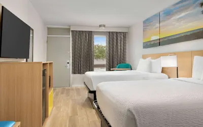 Photo 5 - Days Inn by Wyndham Lake City I-75