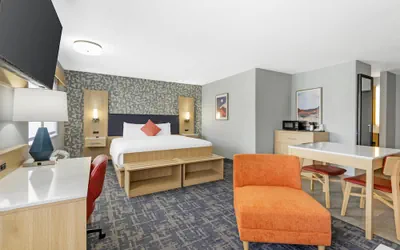 Photo 2 - Best Western Montrose Inn
