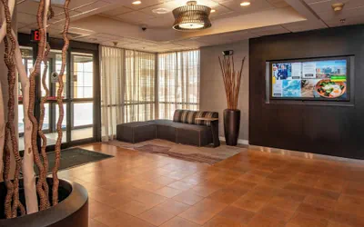 Photo 4 - Courtyard by Marriott Wilmington Downtown