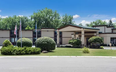 Photo 2 - Quality Inn Albany Colonie