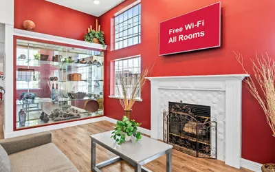 Photo 5 - HomeTowne Studios by Red Roof Yuba City Bonanza – Marysville