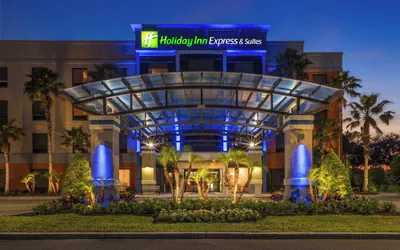 Photo 2 - Holiday Inn Express & Suites Lakeland South by IHG