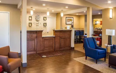 Photo 3 - Comfort Inn Roseburg