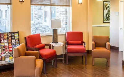 Photo 4 - Comfort Inn Roseburg