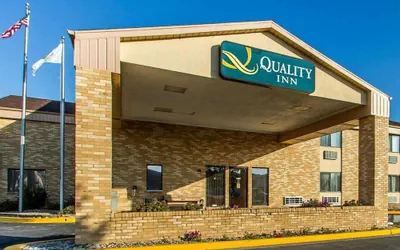 Photo 2 - Quality Inn Burlington near Hwy 34