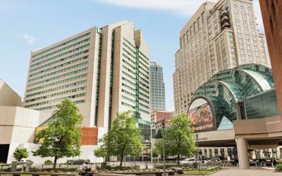 Photo 2 - Embassy Suites by Hilton Indianapolis Downtown