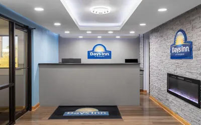 Photo 4 - Days Inn by Wyndham Cloverdale Greencastle
