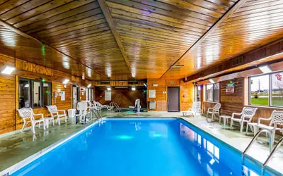 Photo 2 - Quality Inn Sheboygan North I-43
