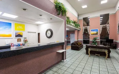 Photo 4 - Days Inn & Suites by Wyndham Port Richey