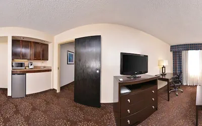 Photo 5 - Ramada Plaza by Wyndham Sheridan Hotel & Convention Center