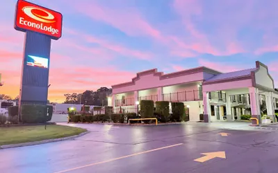 Photo 2 - Econo Lodge Lenoir City - Knoxville Area