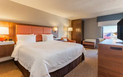 Photo 4 - Hampton Inn Madison East Towne Mall Area