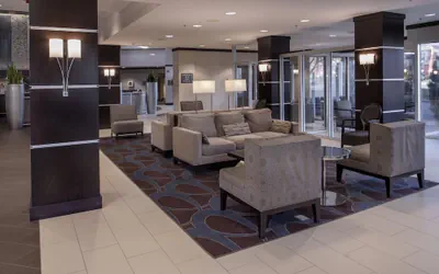 Photo 3 - Embassy Suites by Hilton St. Louis Airport