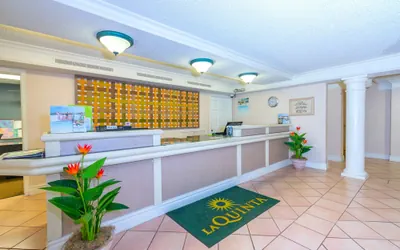 Photo 4 - La Quinta Inn by Wyndham Clute Lake Jackson