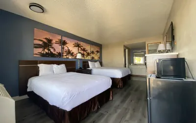 Photo 2 - Days Inn by Wyndham Ontario Airport