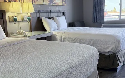 Photo 4 - Days Inn by Wyndham Ontario Airport