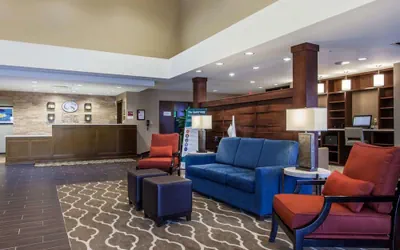 Photo 3 - Comfort Suites Youngstown North