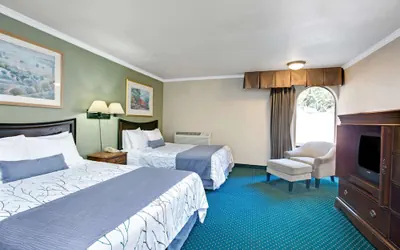 Photo 5 - Days Inn by Wyndham San Jose