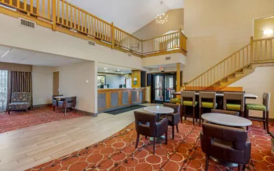 Photo 5 - Best Western Falcon Plaza - Bowling Green