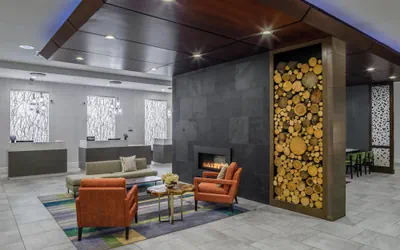 Photo 2 - DoubleTree by Hilton Rochester