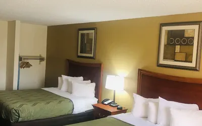 Photo 4 - Quail Inn & Suites
