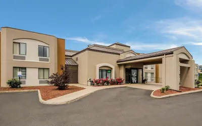 Photo 2 - Sleep Inn Tanglewood