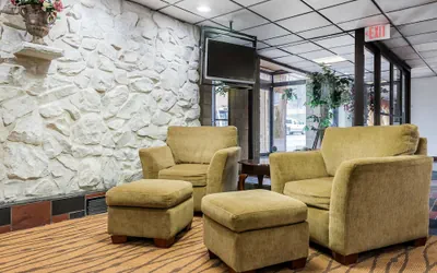Photo 4 - Quality Inn & Suites Binghamton Vestal