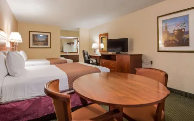 Photo 4 - Best Western Montis Inn