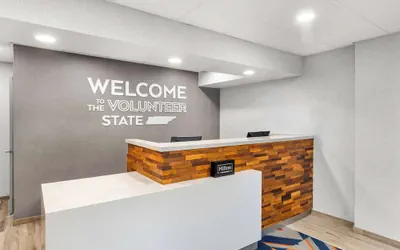 Photo 5 - Hampton Inn Knoxville - Airport