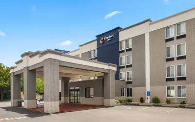 Photo 2 - Comfort Inn Dunmore - Scranton East