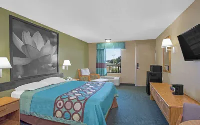Photo 5 - Super 8 by Wyndham Dunn