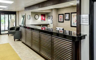 Photo 3 - Quality Inn Moss Point - Pascagoula
