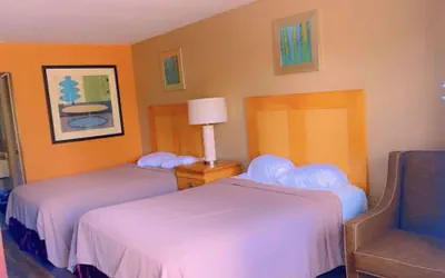 Photo 4 - Jax Inn
