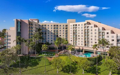 Photo 2 - Newport Beach Marriott Bayview