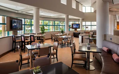 Photo 4 - Newport Beach Marriott Bayview