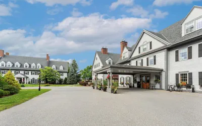 Photo 2 - The Essex Resort & Spa