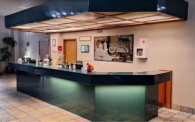 Photo 3 - Shilo Inn Suites - Salem