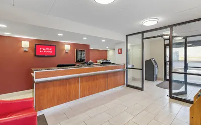 Photo 3 - Red Roof Inn Parsippany