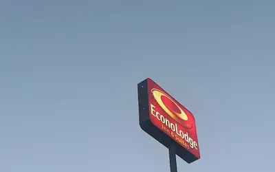 Econo Lodge Inn & Suites Murfreesboro Shopping District