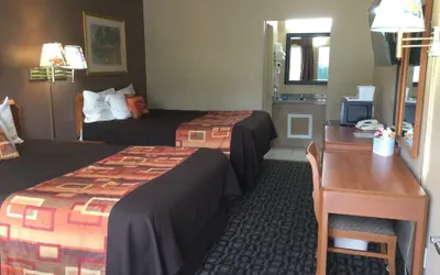 Photo 4 - Travelodge by Wyndham Mansfield