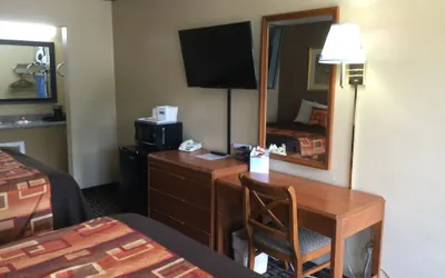Photo 5 - Travelodge by Wyndham Mansfield