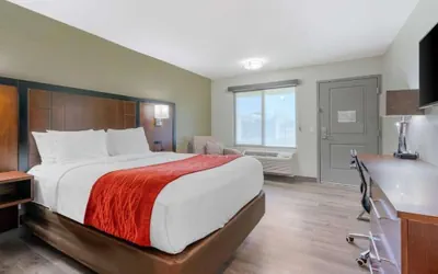 Photo 2 - Antioch Inn and Suites