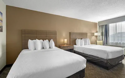 Photo 2 - Best Western Center Inn